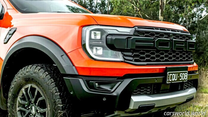Ford Ranger Raptor ottiene l'aggiornamento più americano di sempre / Carscoops